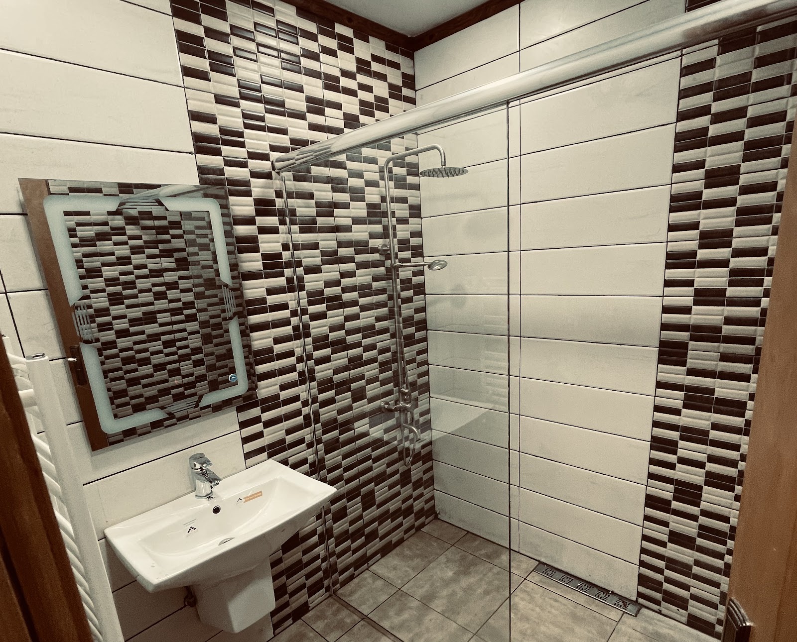 Chambre Double — Saadi Hotel Ain Mlila — Oum El Bouaghie